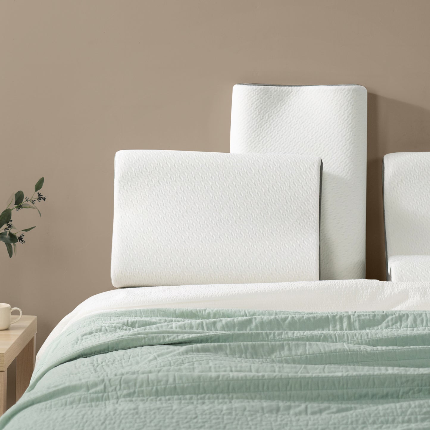 Bantal Zinus Green Tea Memory Foam Ergonomis